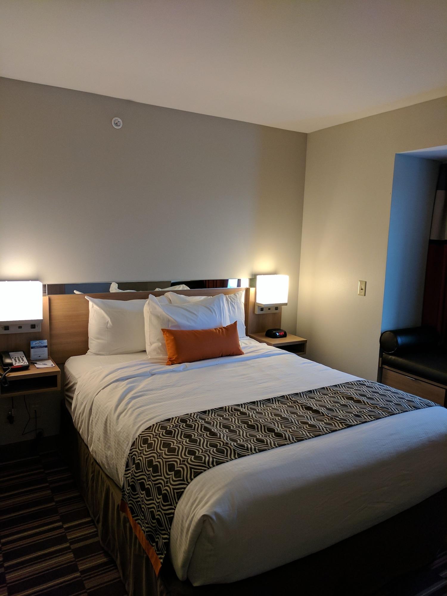 Microtel Inn & Suites By Wyndham Clarion Ngoại thất bức ảnh