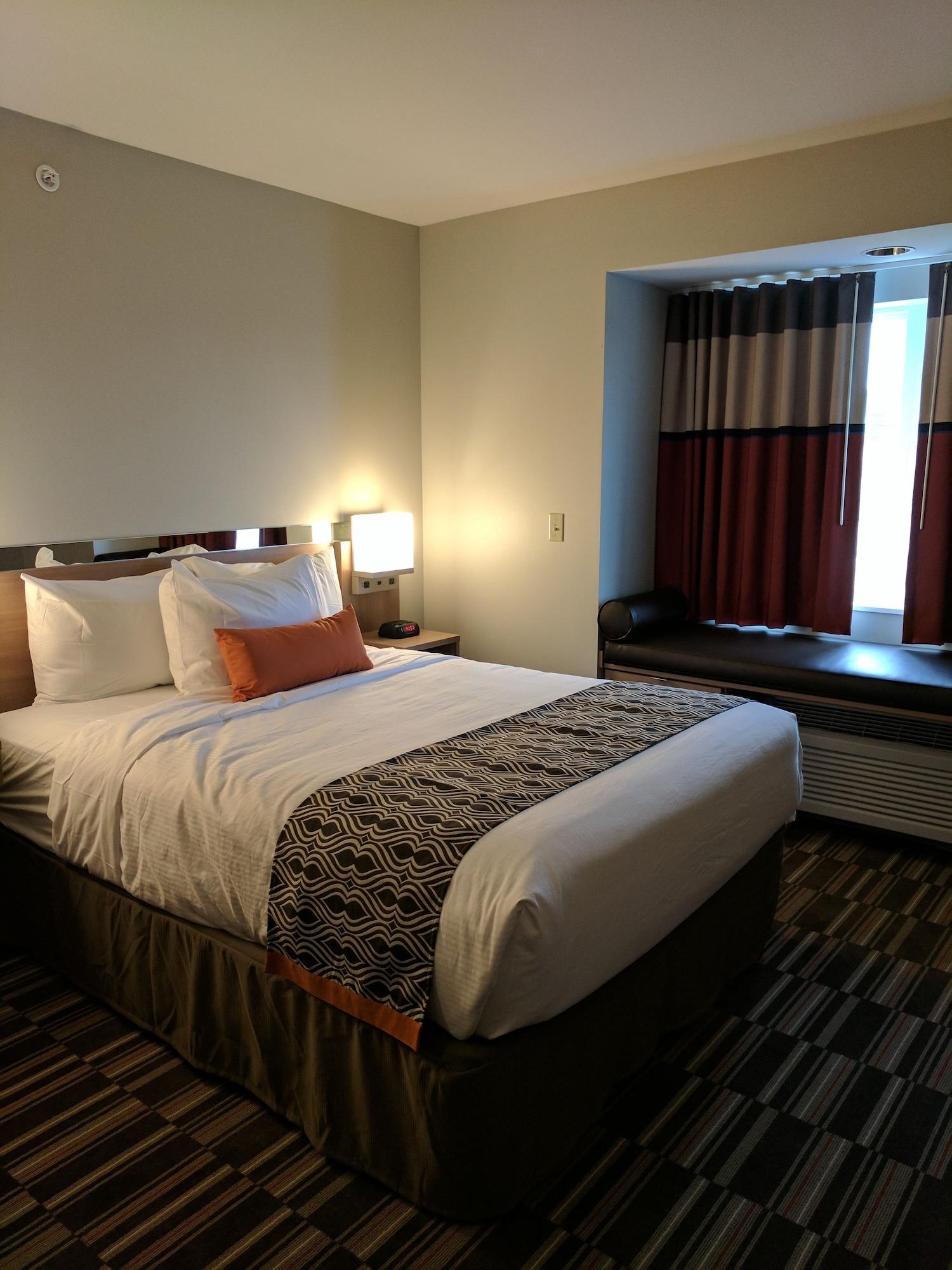 Microtel Inn & Suites By Wyndham Clarion Ngoại thất bức ảnh