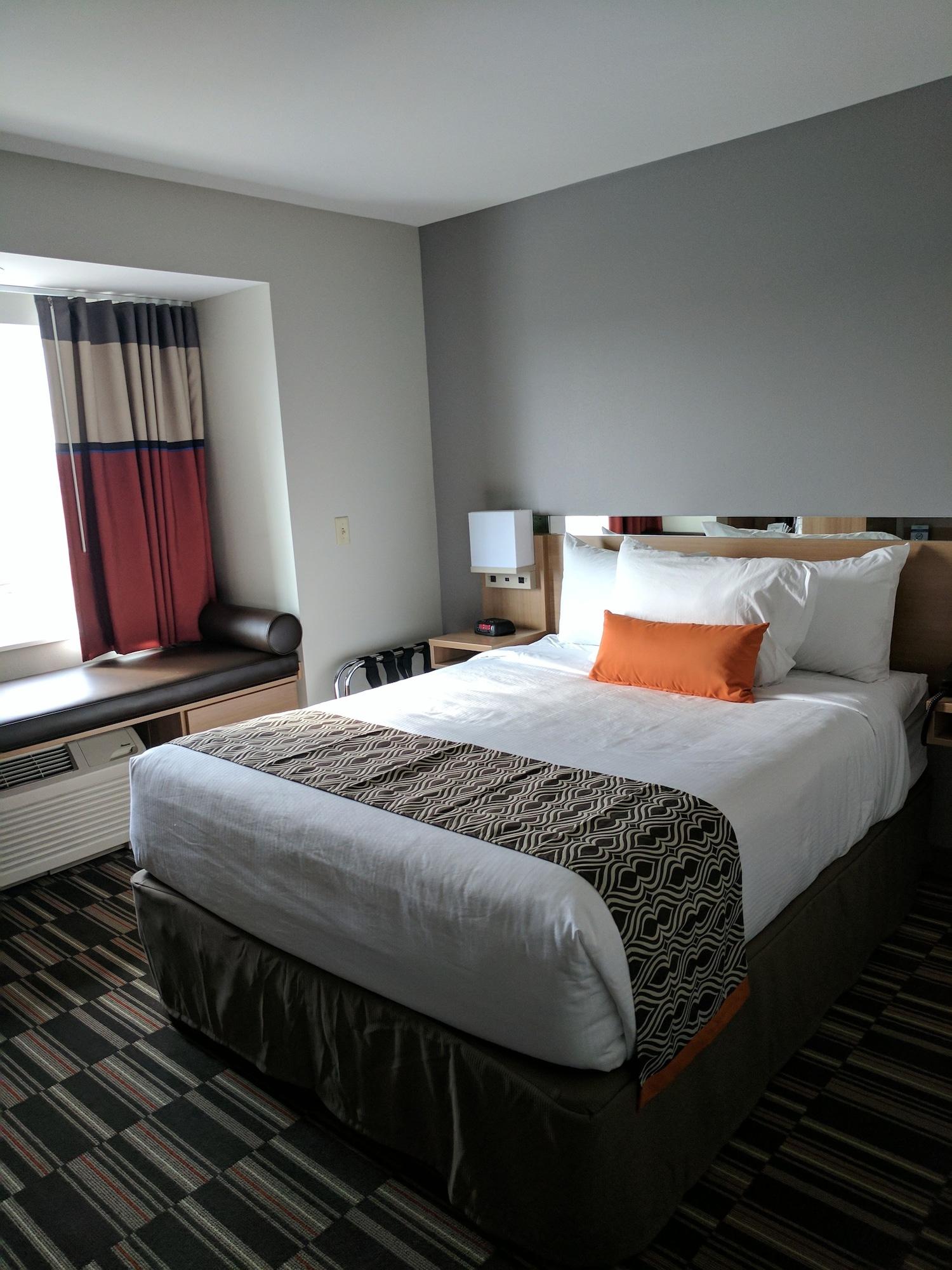 Microtel Inn & Suites By Wyndham Clarion Ngoại thất bức ảnh