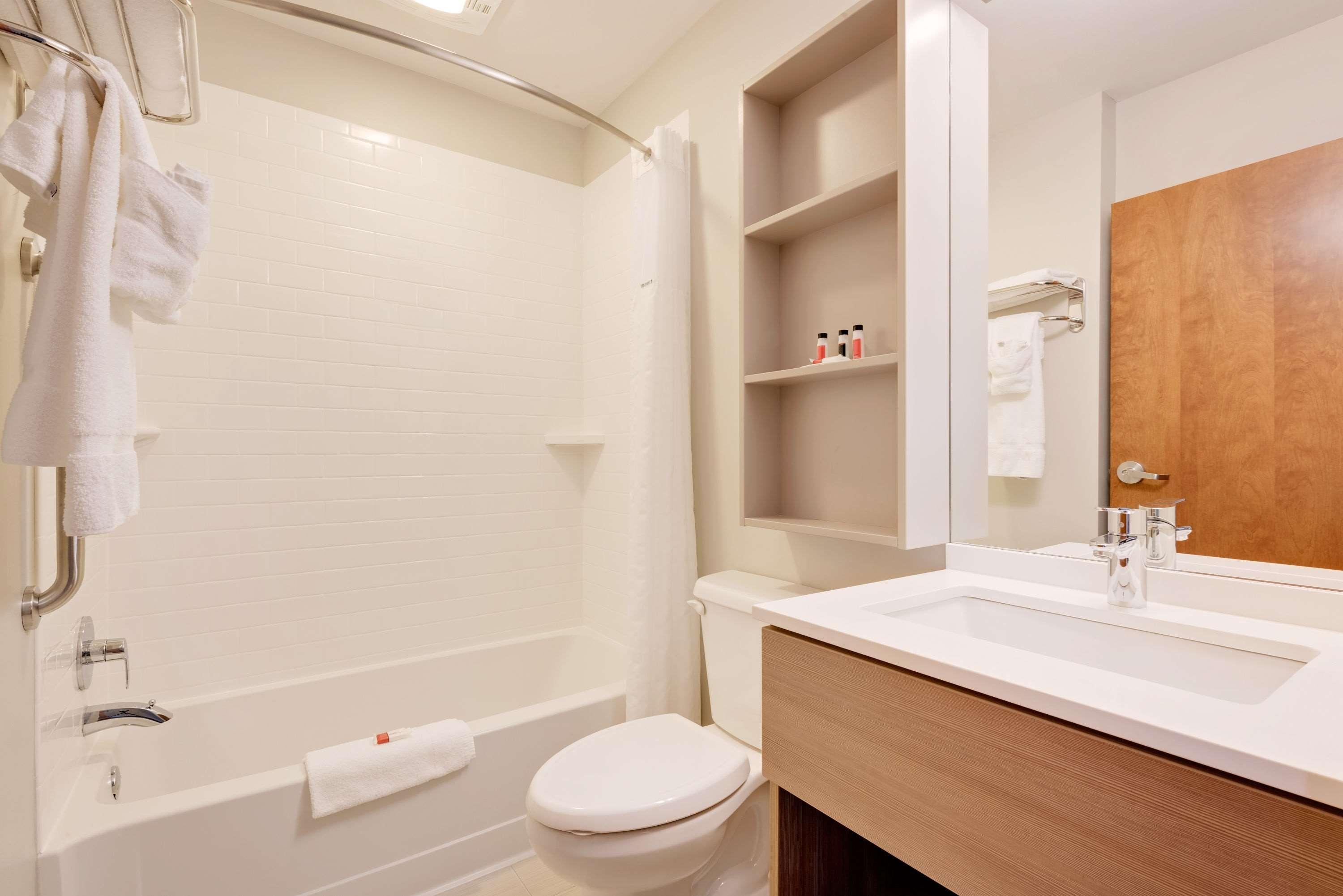 Microtel Inn & Suites By Wyndham Clarion Ngoại thất bức ảnh