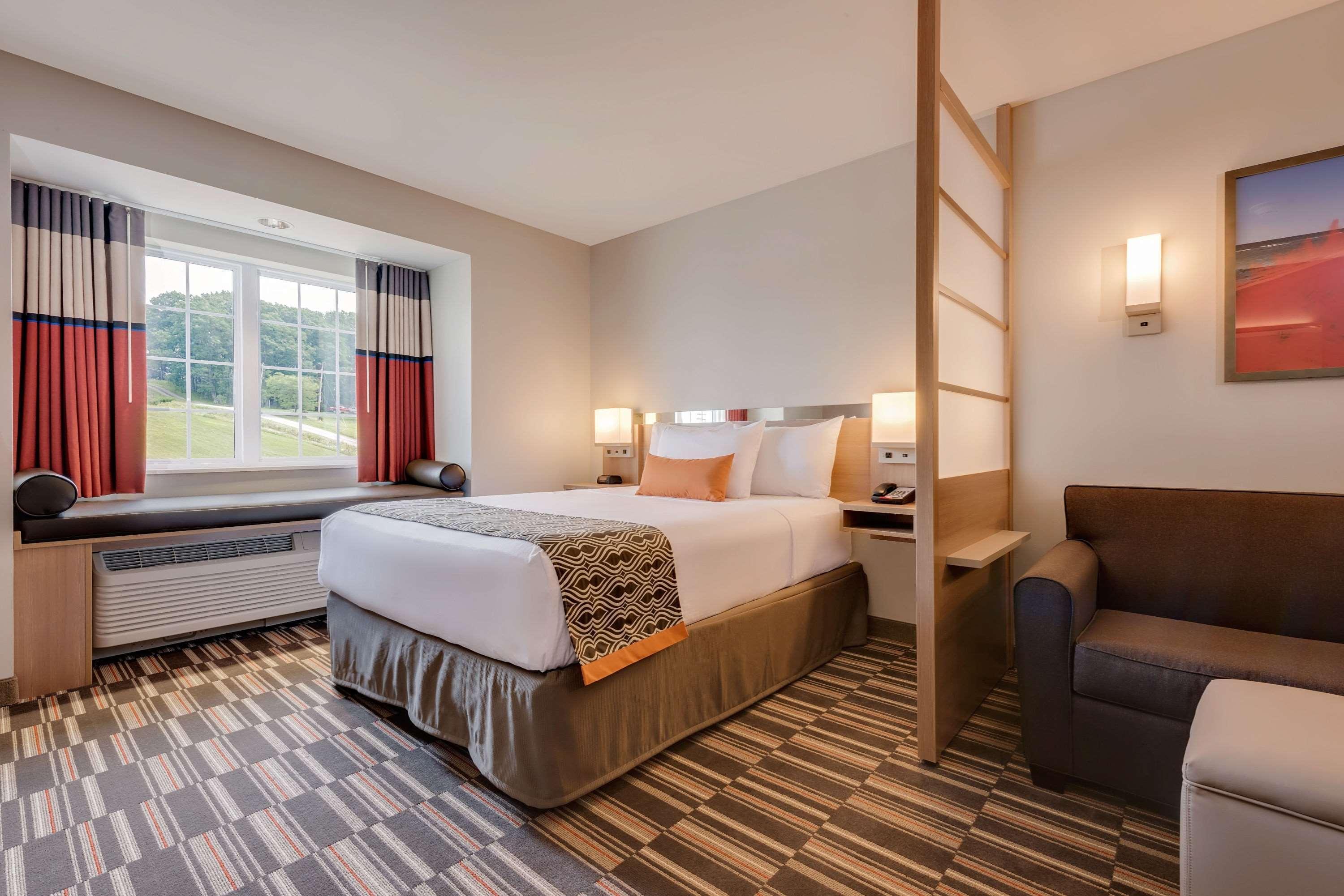 Microtel Inn & Suites By Wyndham Clarion Ngoại thất bức ảnh