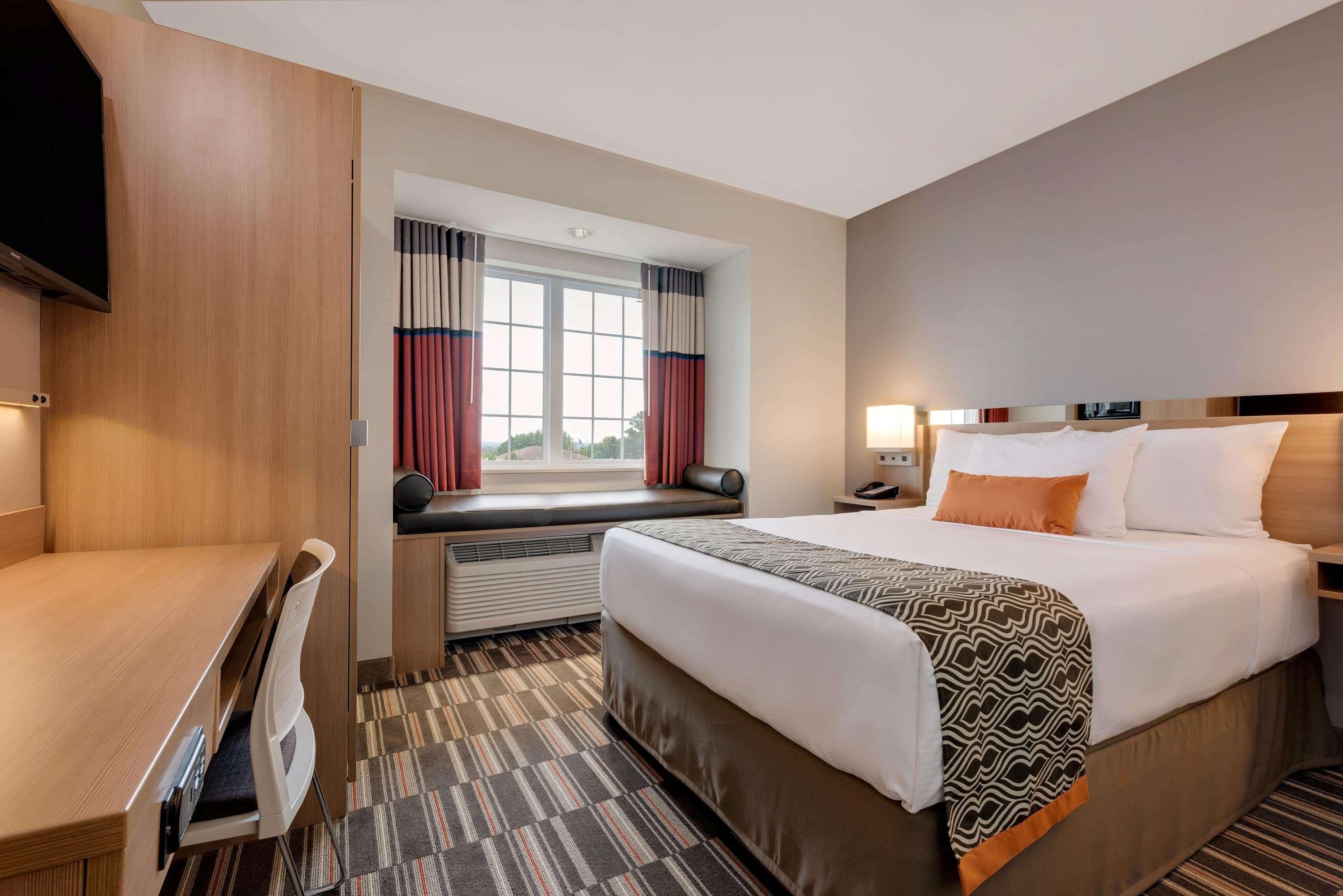 Microtel Inn & Suites By Wyndham Clarion Ngoại thất bức ảnh