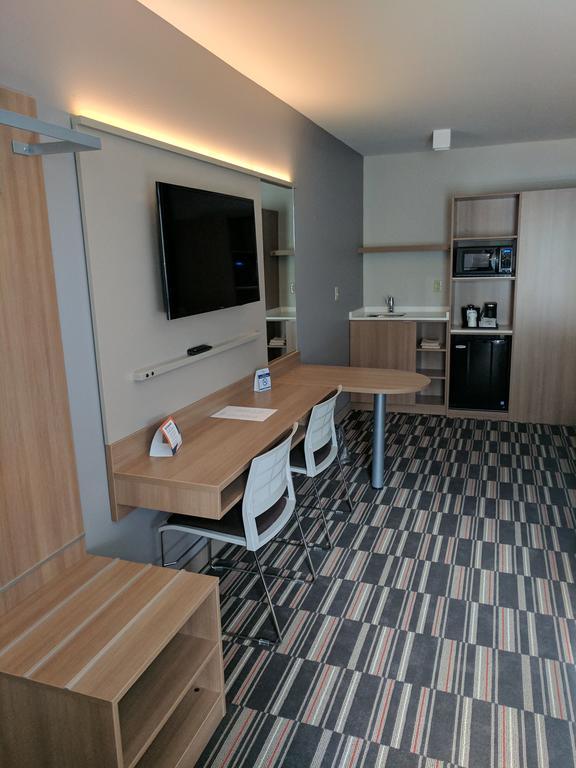 Microtel Inn & Suites By Wyndham Clarion Ngoại thất bức ảnh